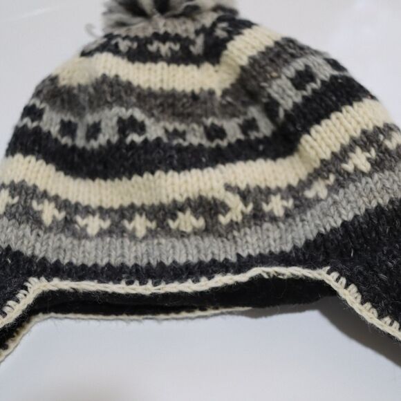Vintage Wool Hat Nepal 100% Wool Bauble Hat - Picture 2 of 9